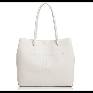 Marc Jacobs Logo East/West Leather Tote in white